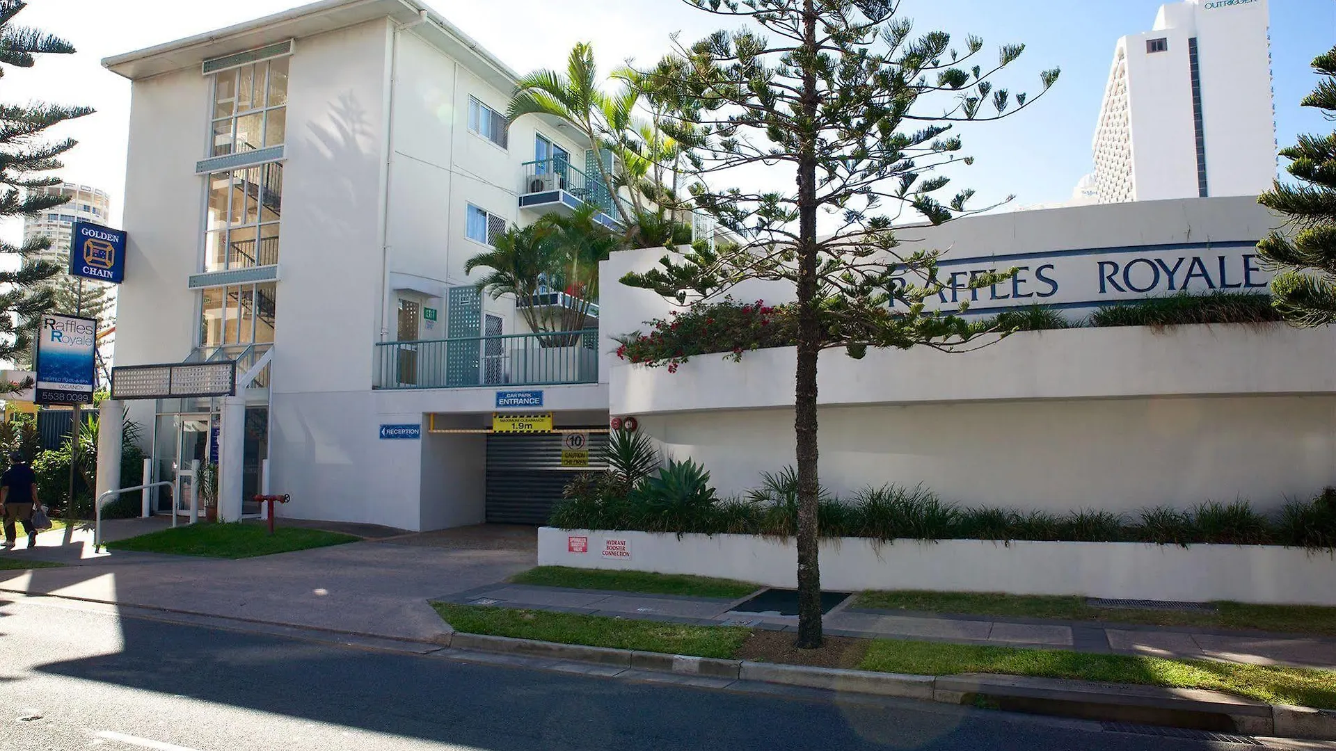 Raffles Royale * Gold Coast