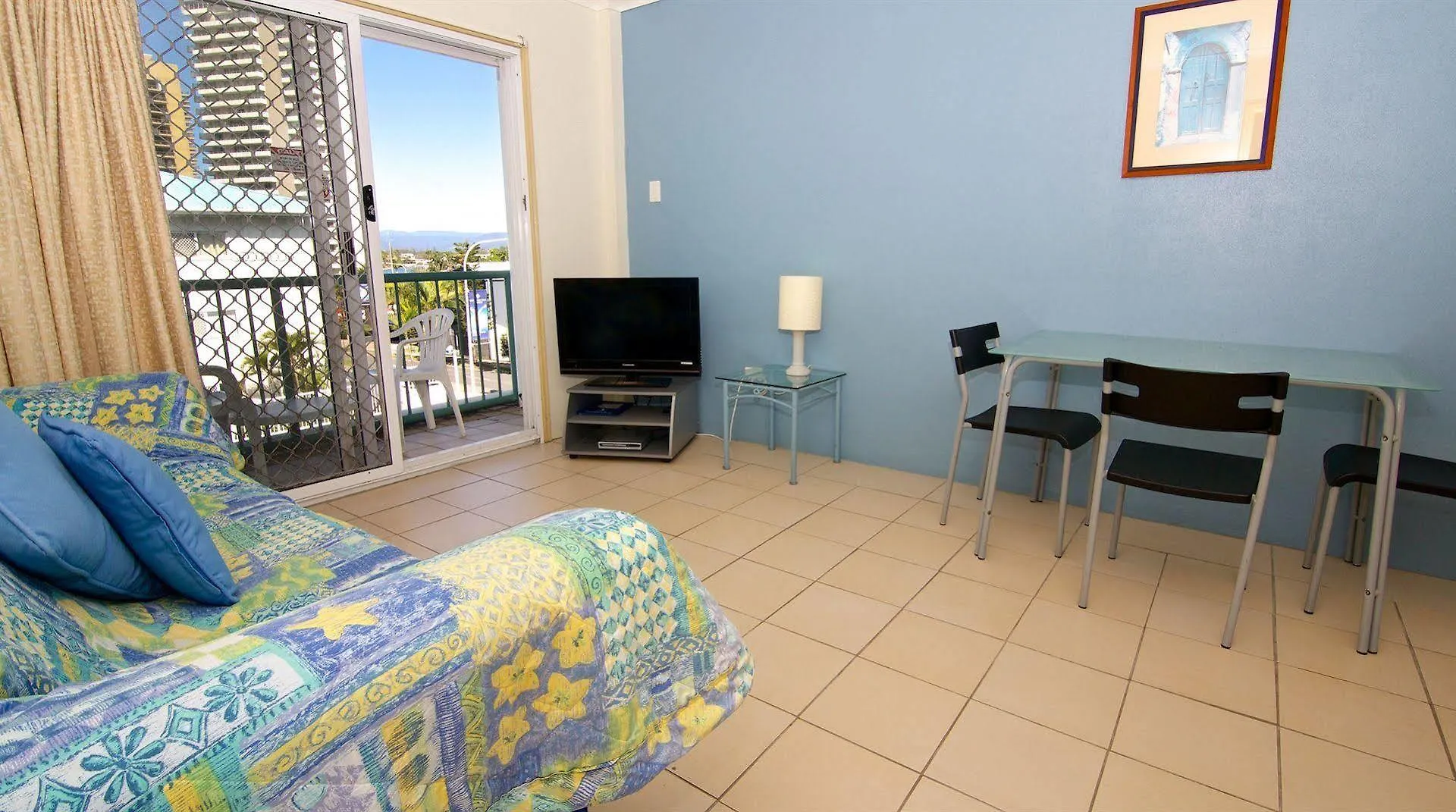 Apartment Raffles Royale *