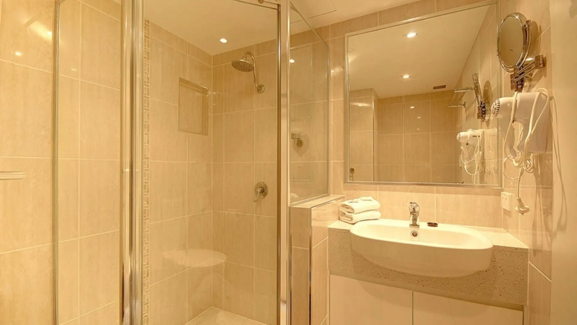 Pacific Surf Absolute Beachfront 3* Gold Coast