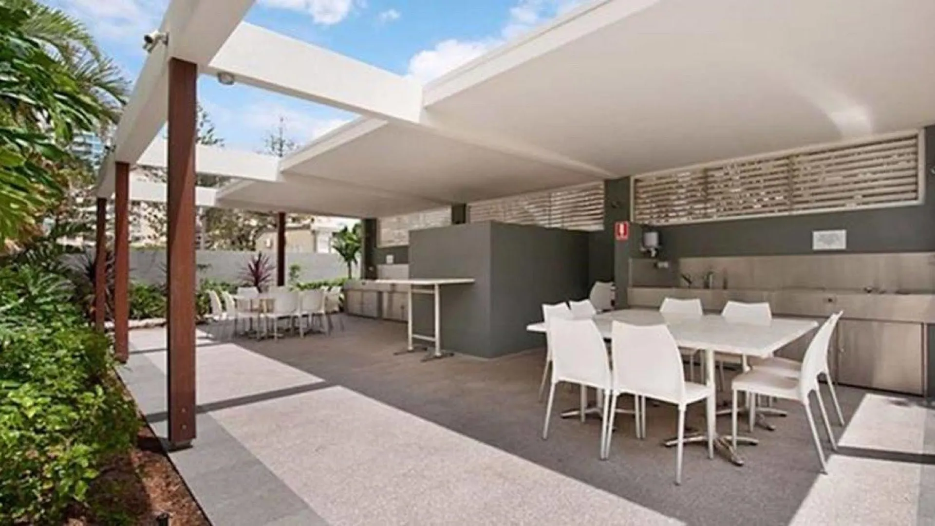Boulevard Towers On Broadbeach Gold Coast