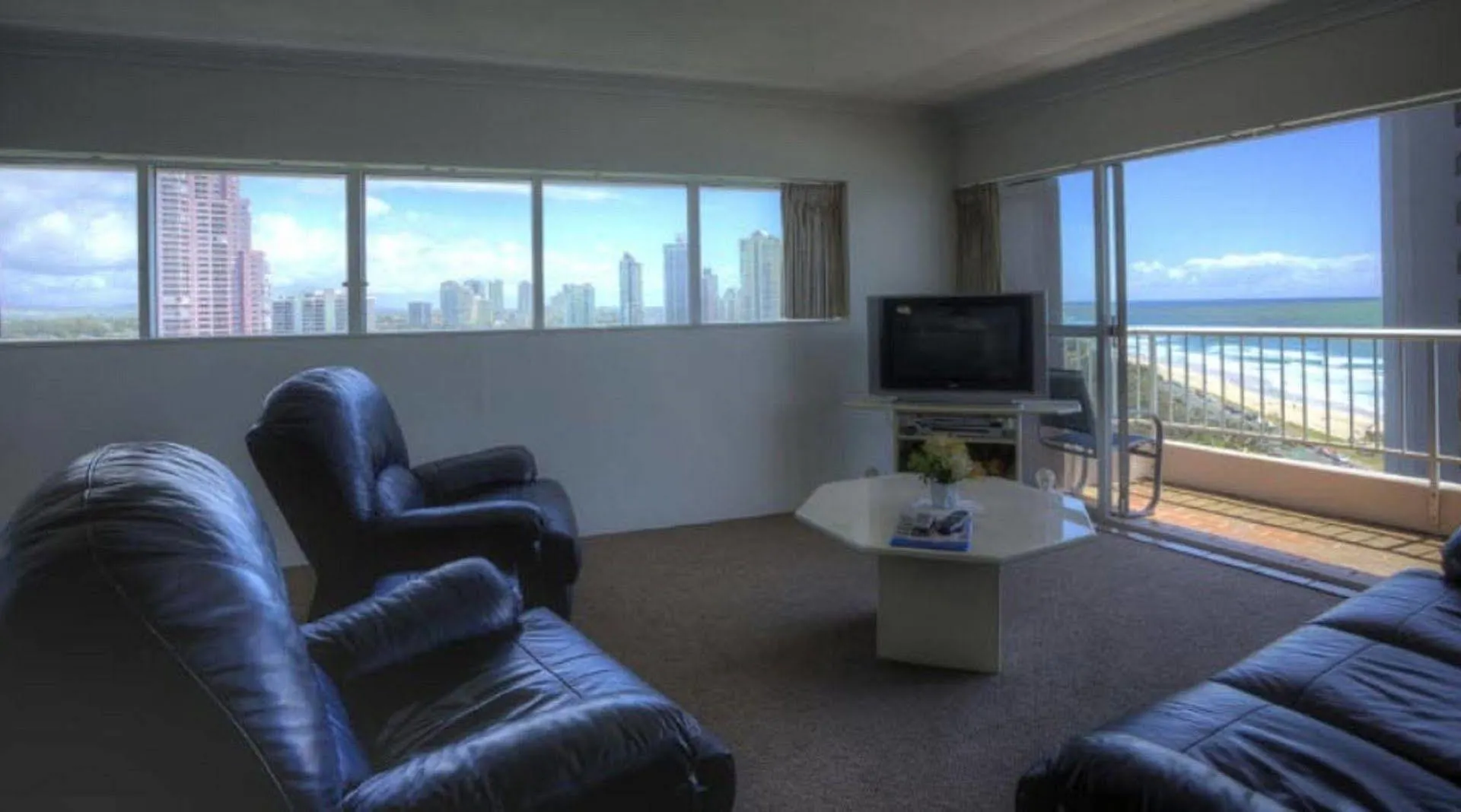 Narrowneck Court Apartahotel
