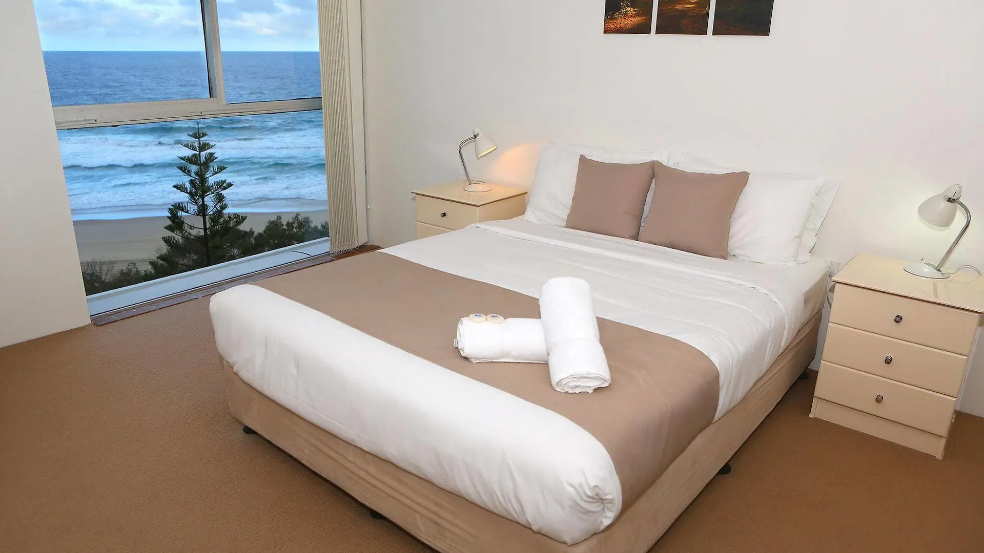 Narrowneck Court 4*