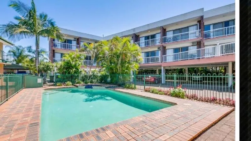 Hotel apartamentowy Red Star Palm