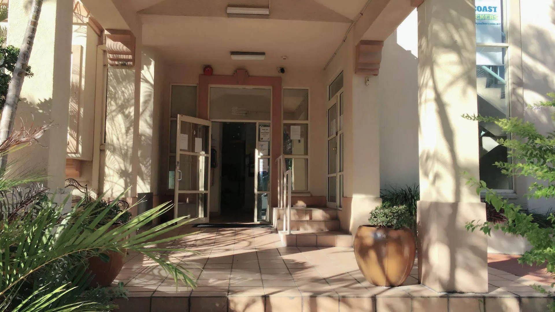 Gold Coast Hostel * Gold Coast