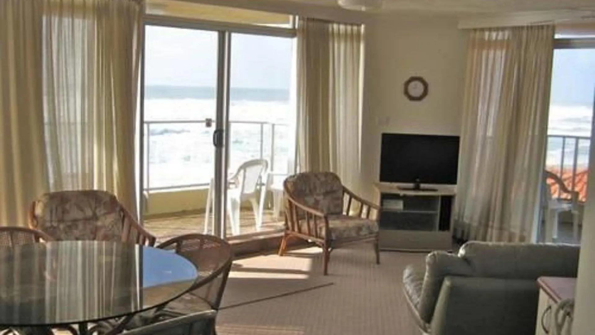 Foreshore Beachfront Gold Coast