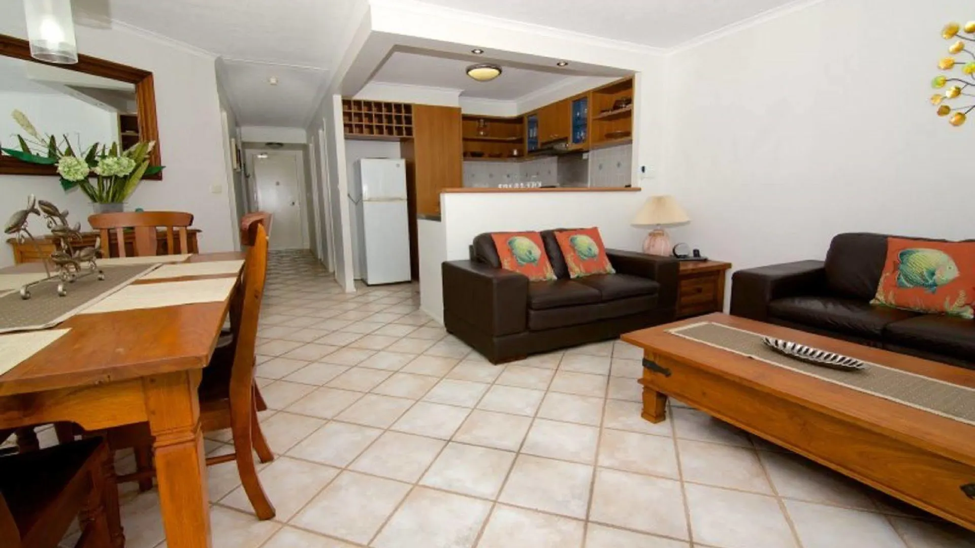 Foreshore Beachfront Aparthotel 3*