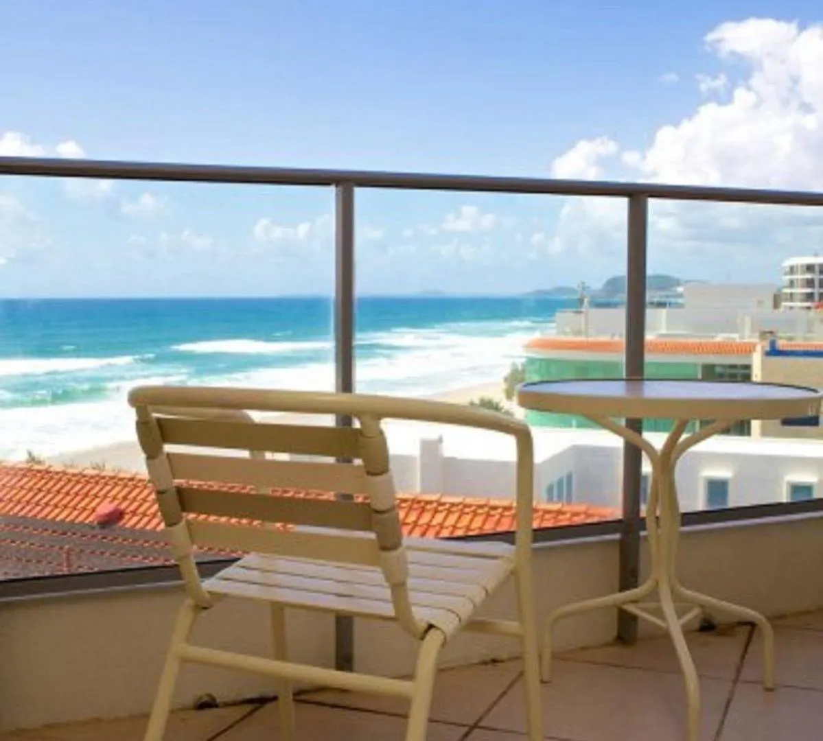 Foreshore Beachfront 3* Gold Coast