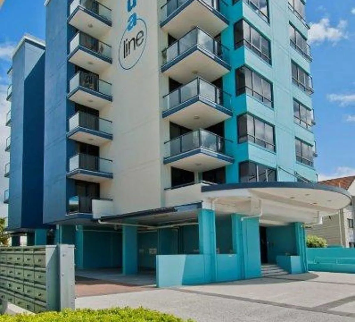 Aqualine On The Broadwater 4*