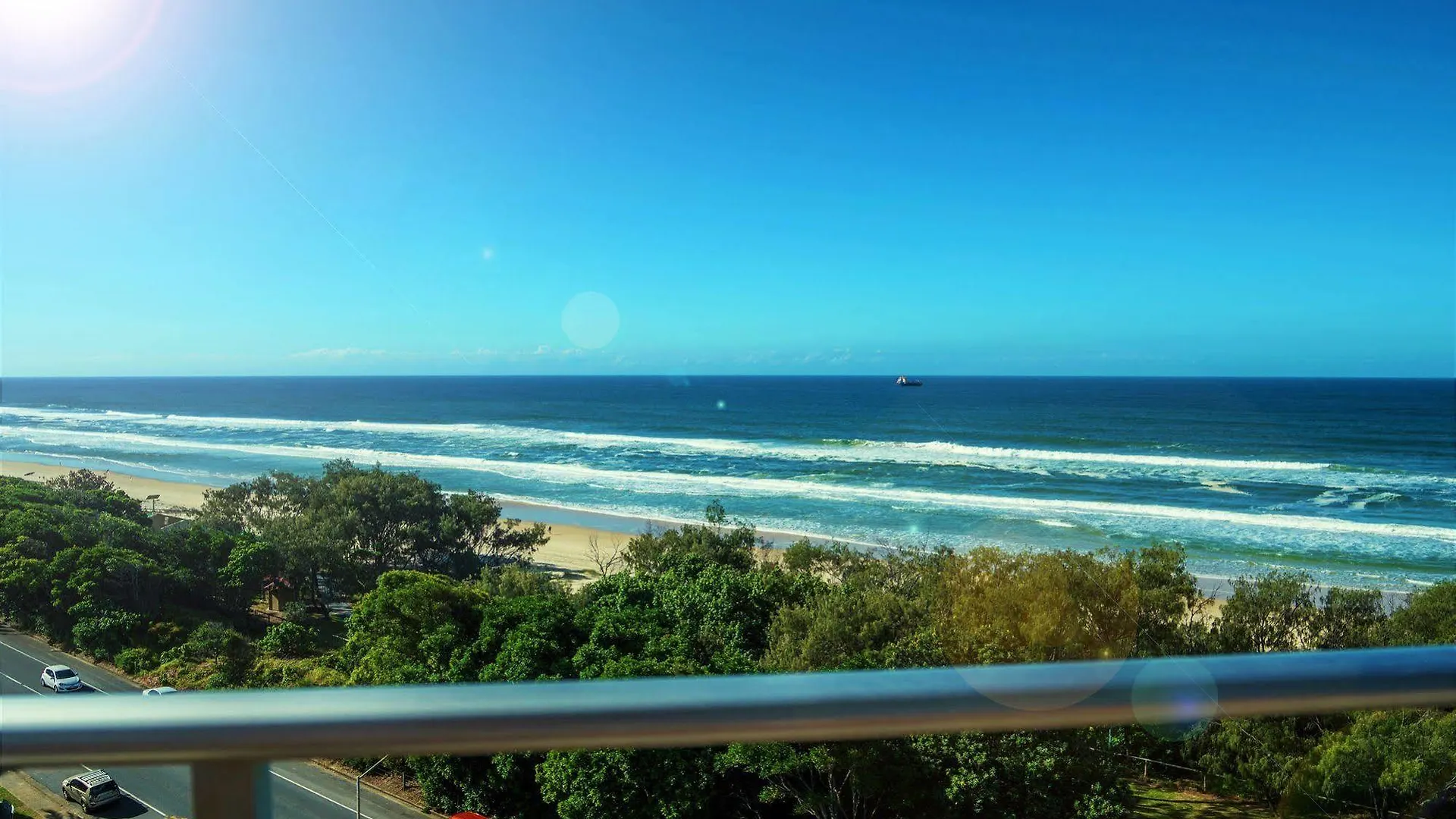Equinox 3* Gold Coast