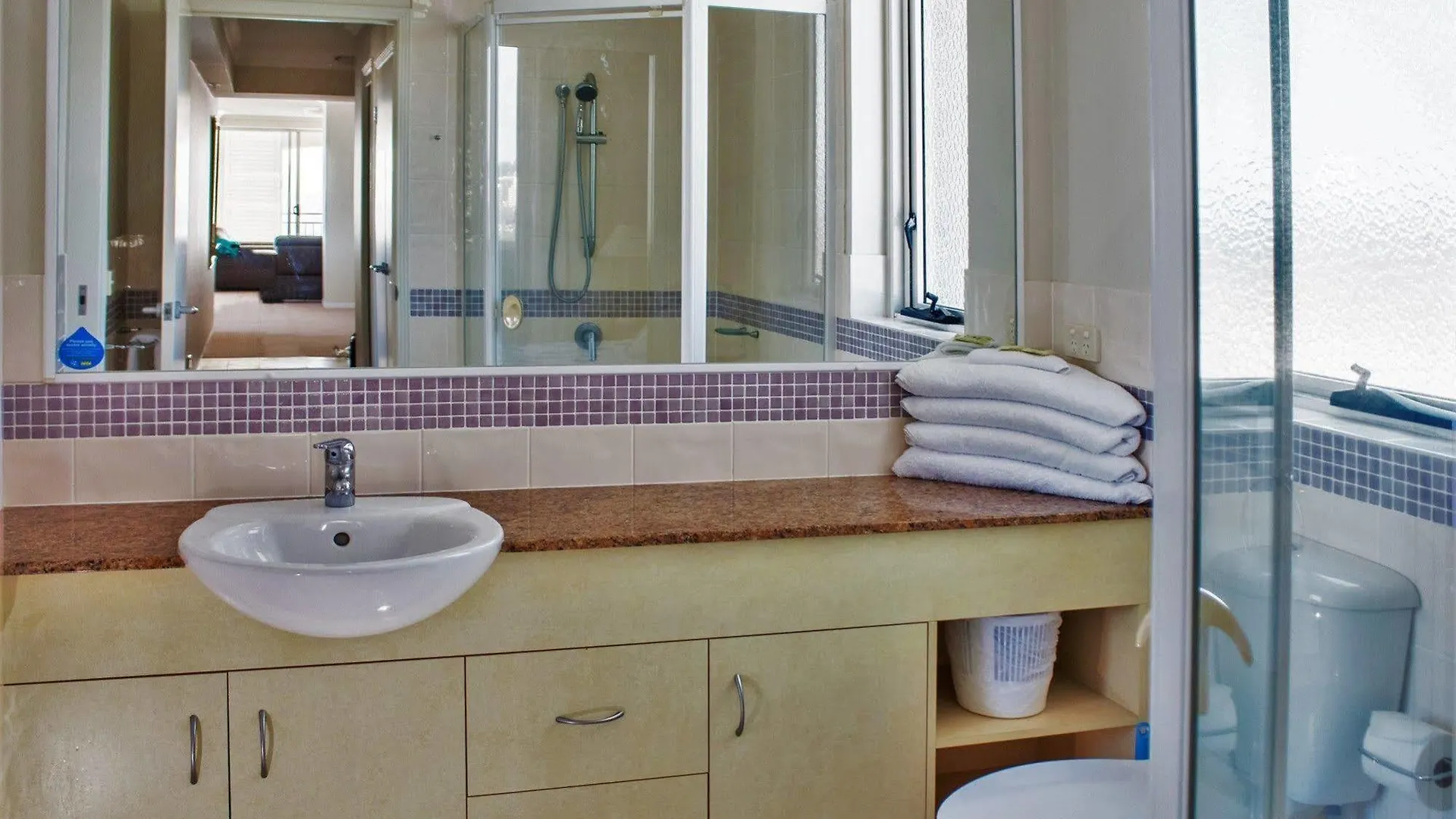 Indigo Blue Aparthotel 4*