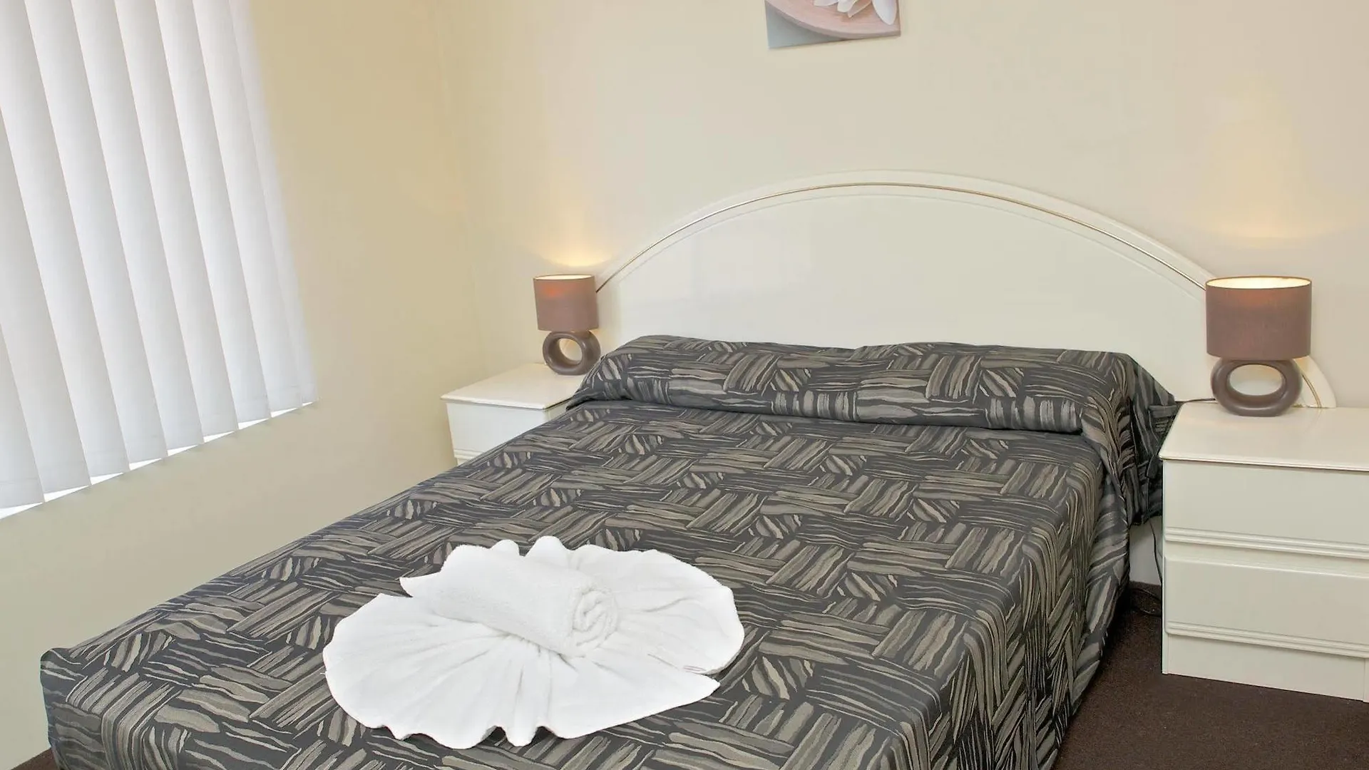 Chevron Palms By Premium Lägenhetshotell 4*