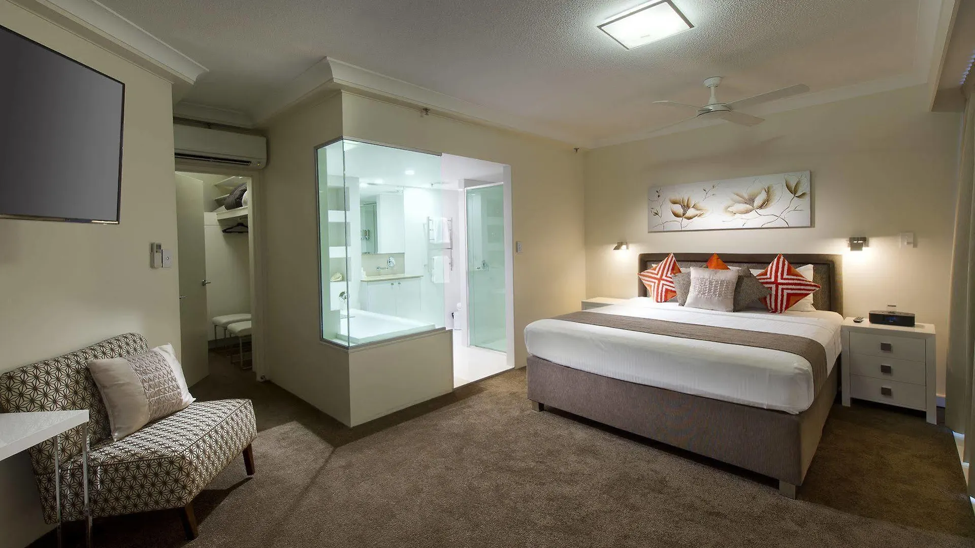 2nd Avenue Beachside Gold Coast