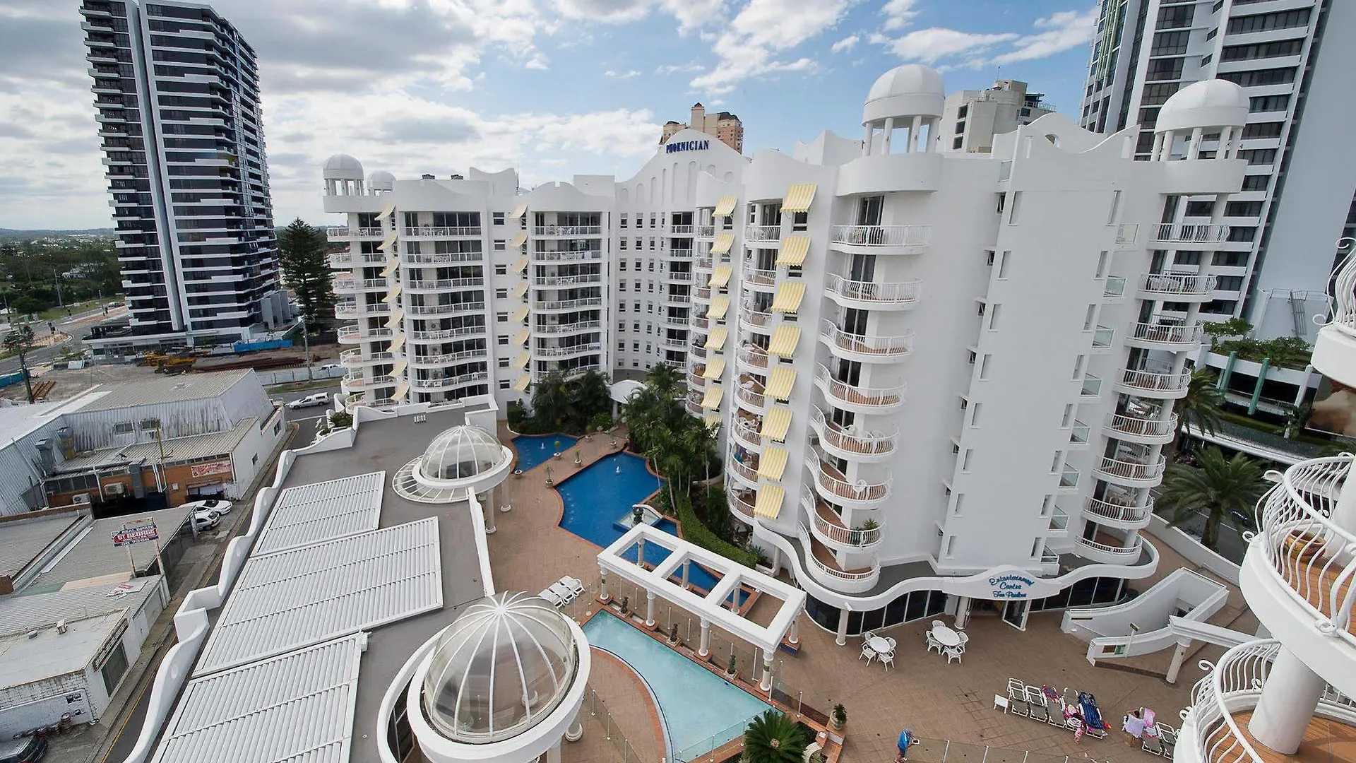 Broadbeach 4*