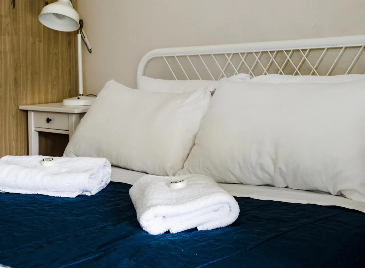 Sands Hostal *
