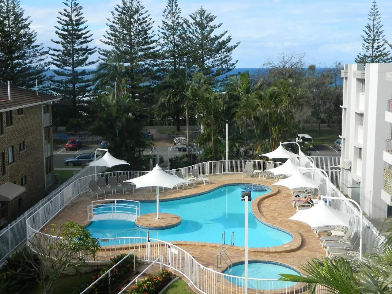 2nd Avenue Beachside 4* Gold Coast