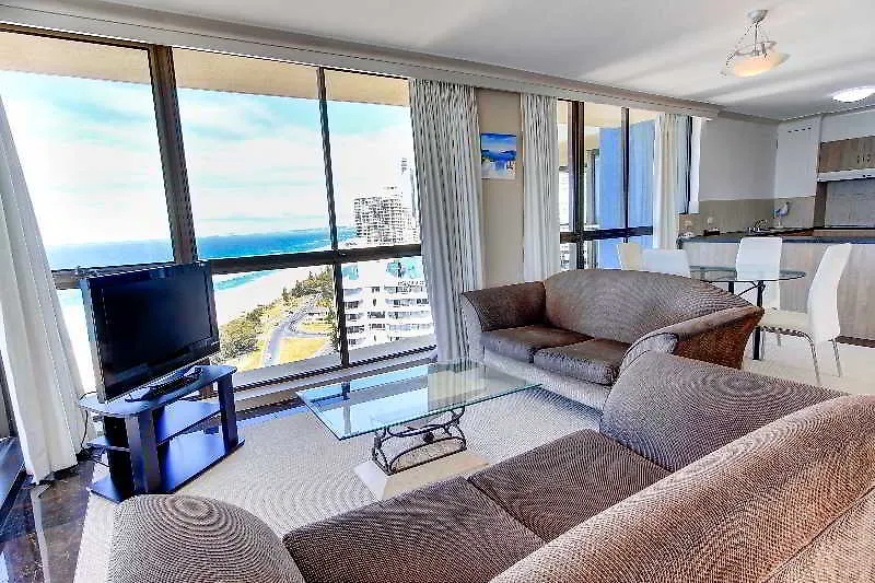 Capricorn One Beachside - Official 4* Gold Coast