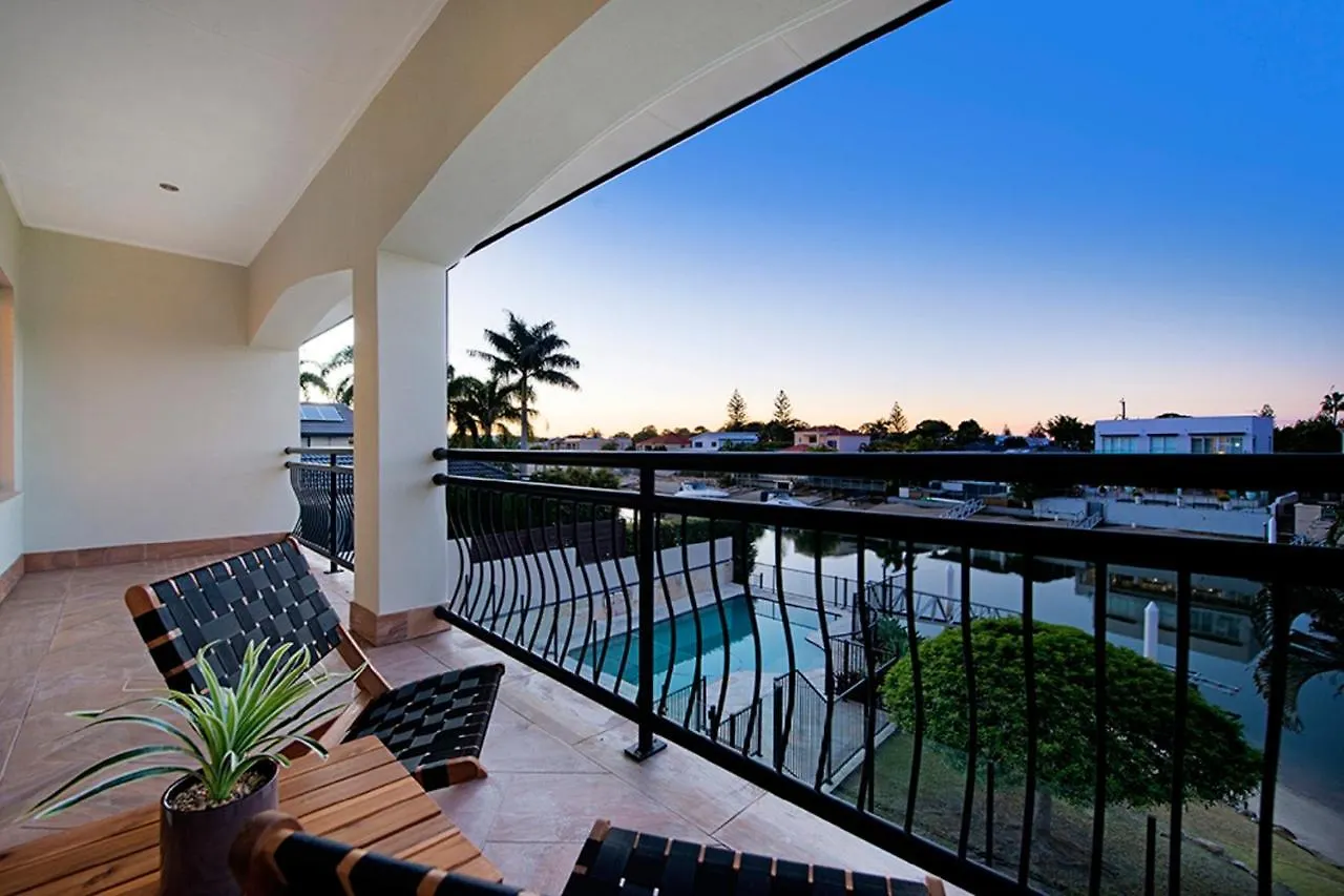 Holidays House Almafi Drive Surfers Paradise * 黄金海岸