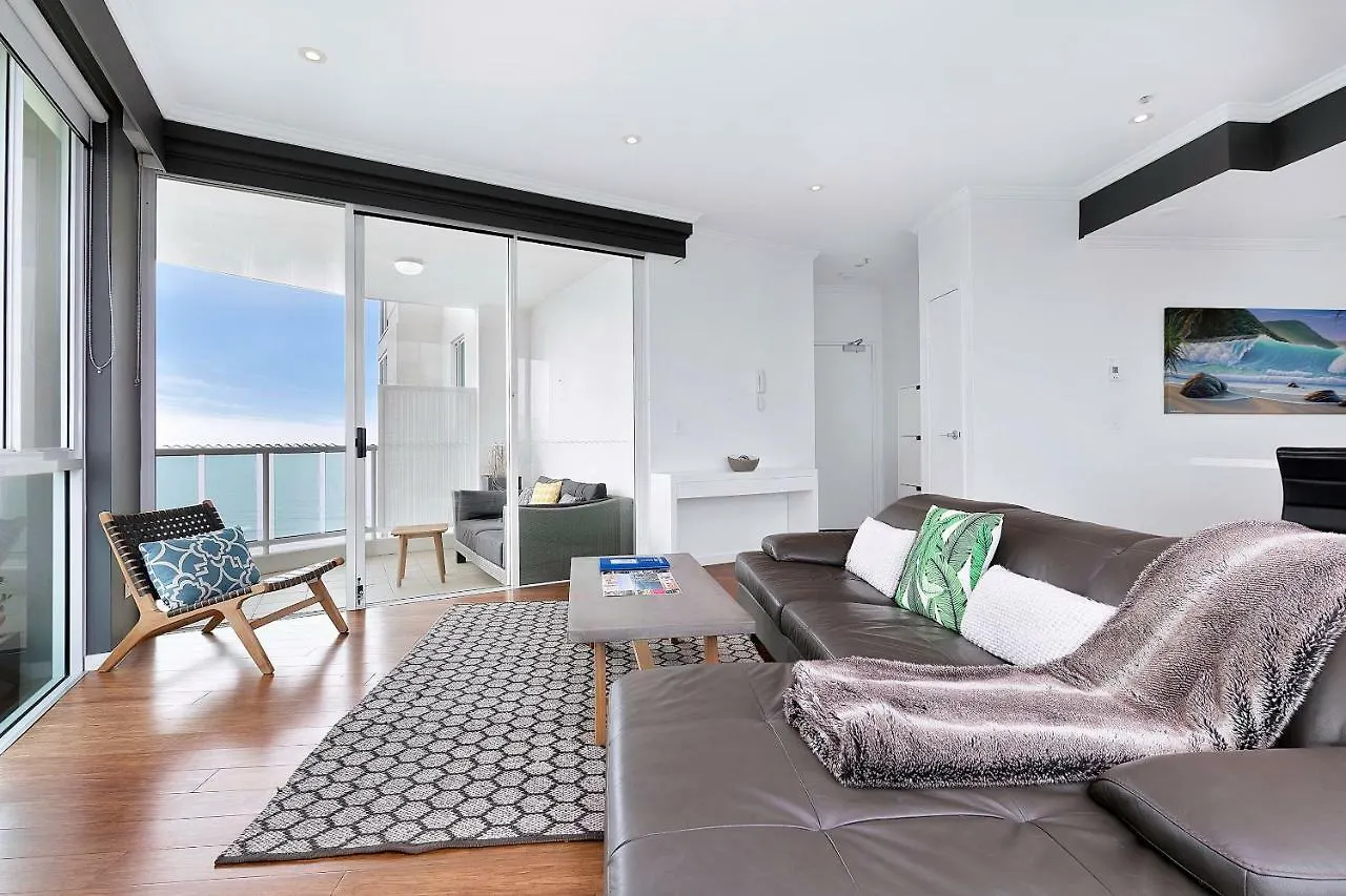 Aparthotel Pacific Views 4*
