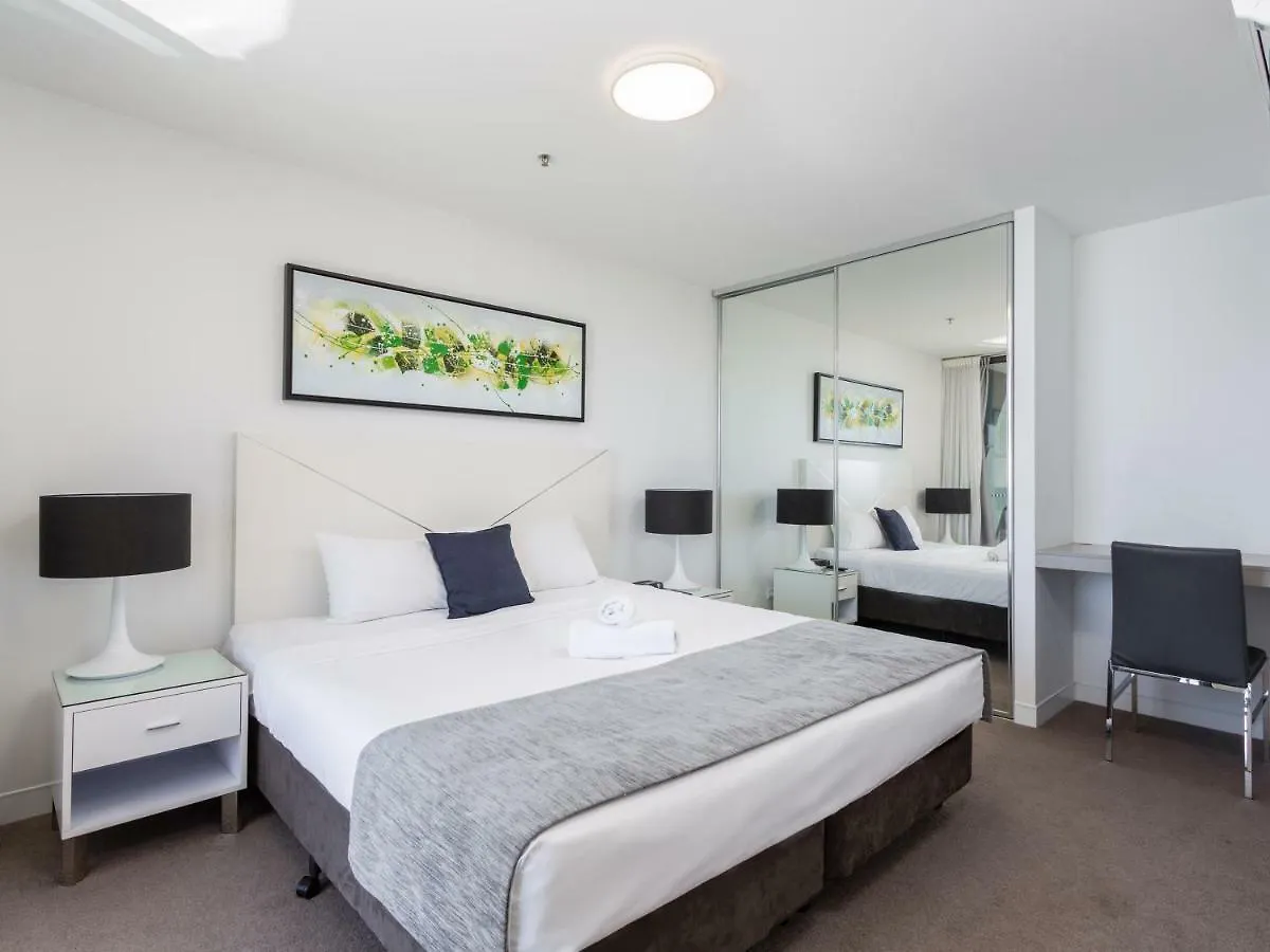 Serain Residences On Surfers * Gold Coast