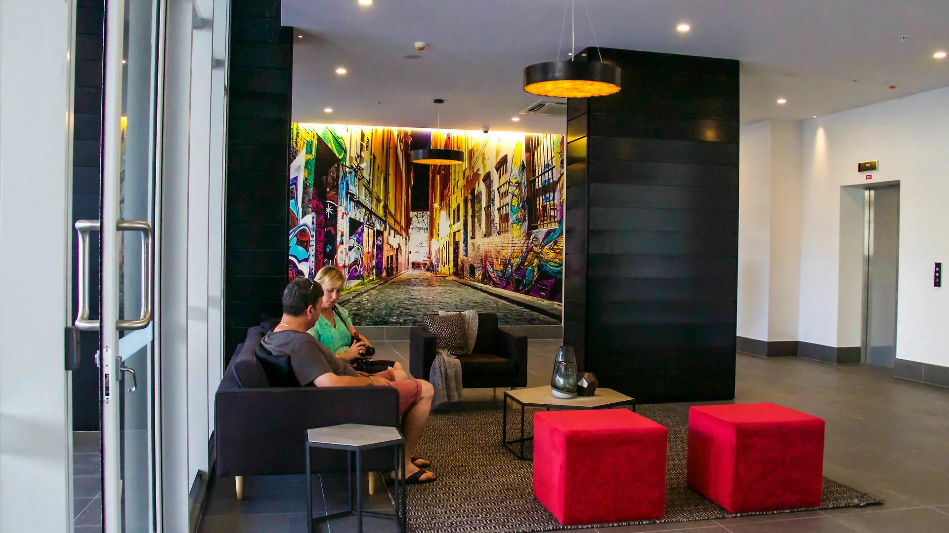 Synergy Broadbeach - Official Apartmanhotel