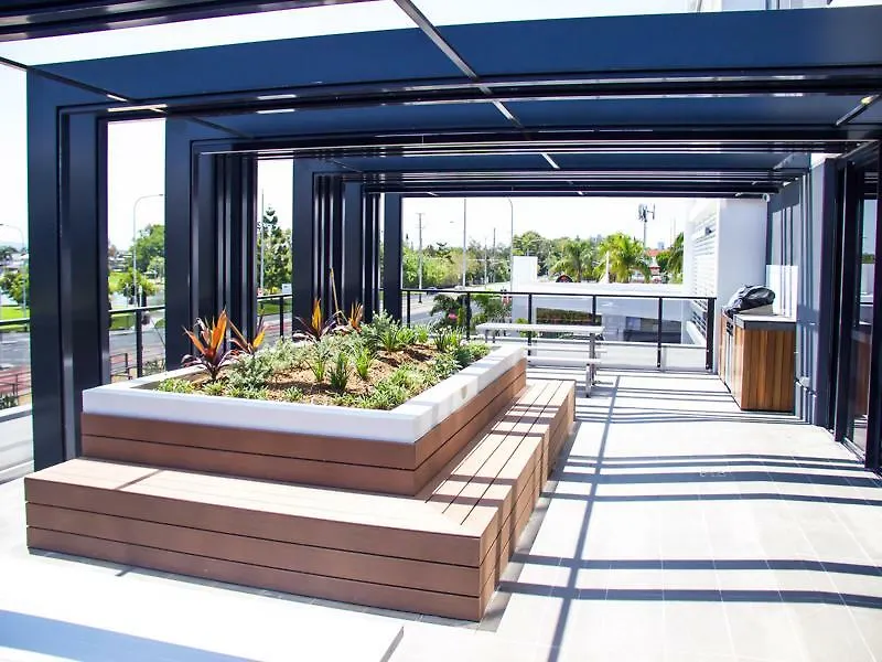 Synergy Broadbeach - Official 4*