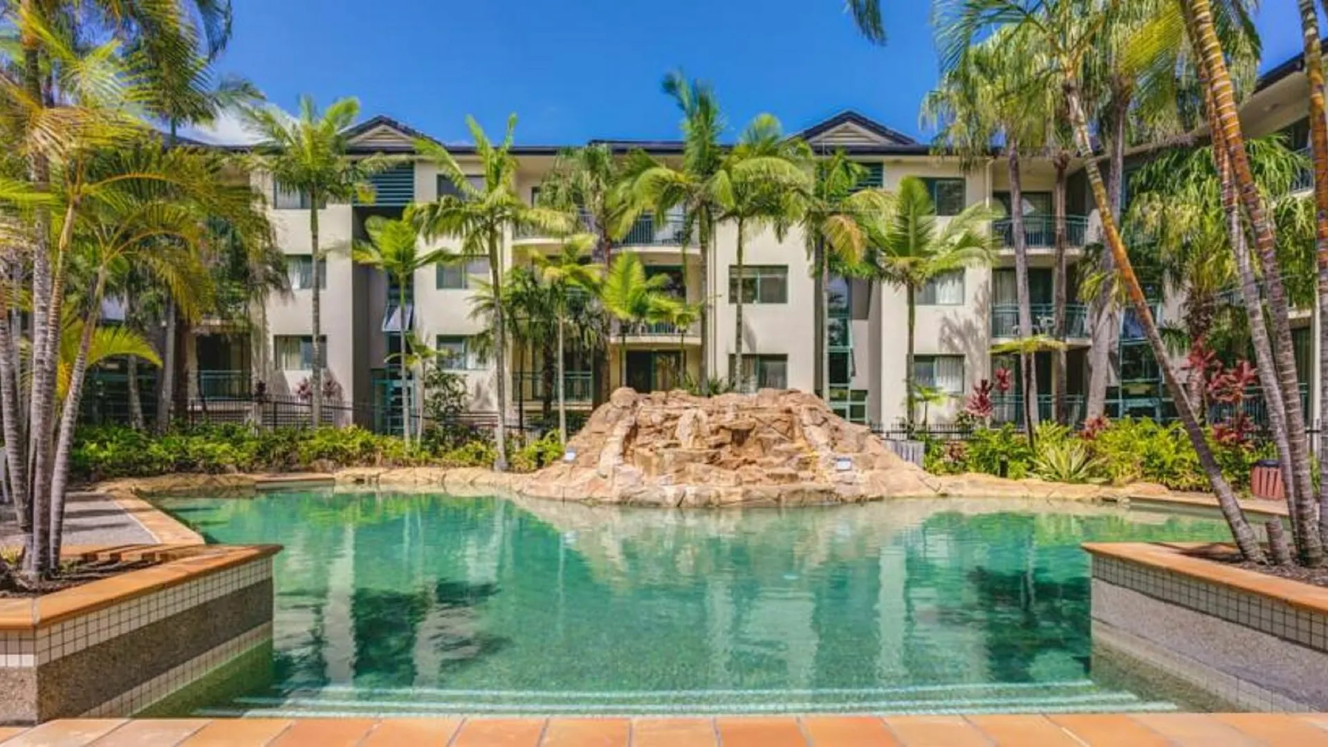 Currumbin Sands On The Aparthotel 4*