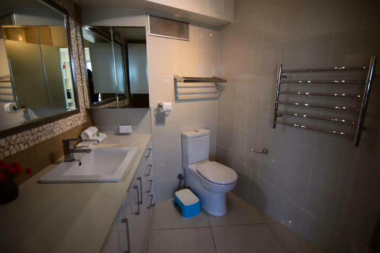 Daire Surfers Haven Gold Coast