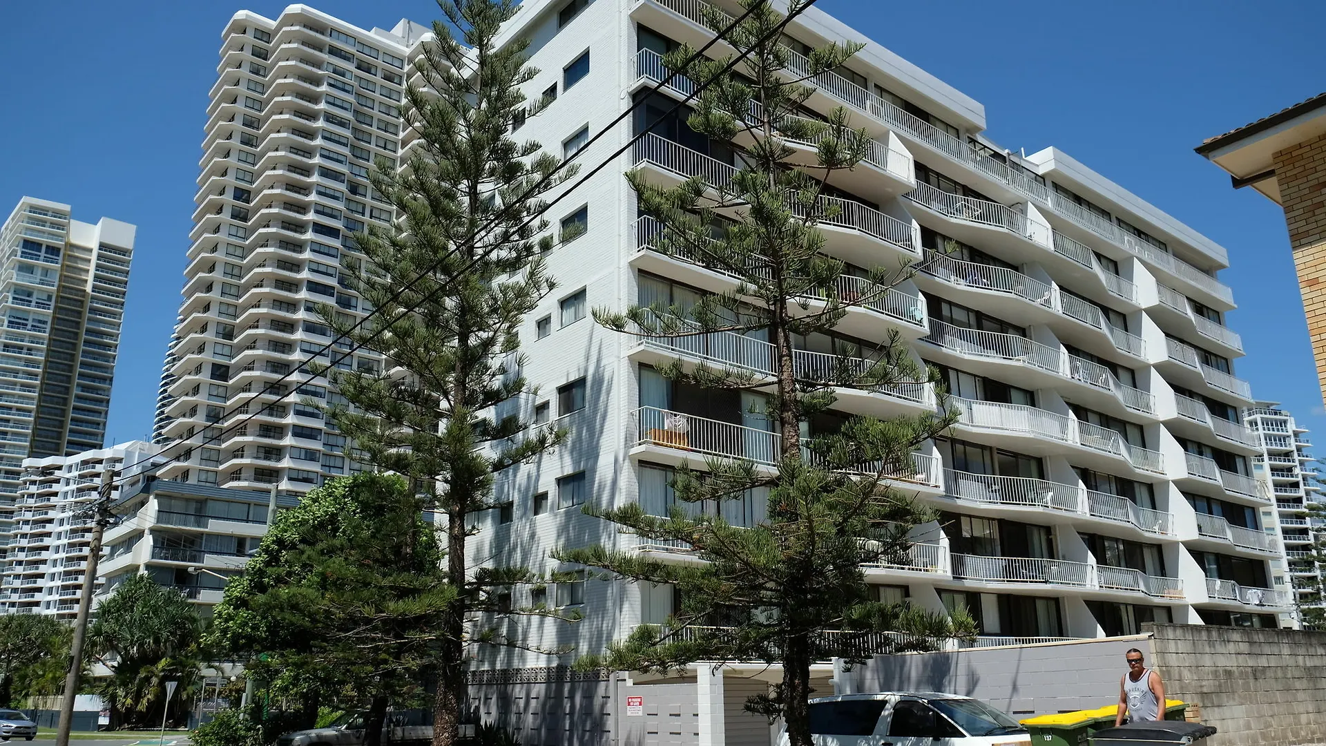 Queensleigh Lägenhetshotell Broadbeach