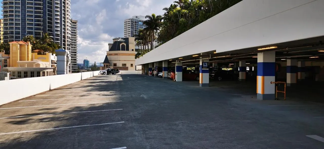 Studio With Ocean View In Mantra At Surfers Paradise L9 Hotel 4*