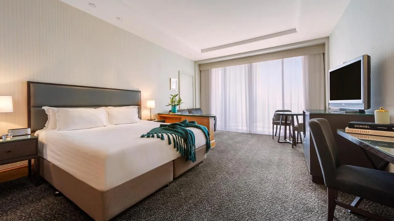 Hotel Oaks 4*