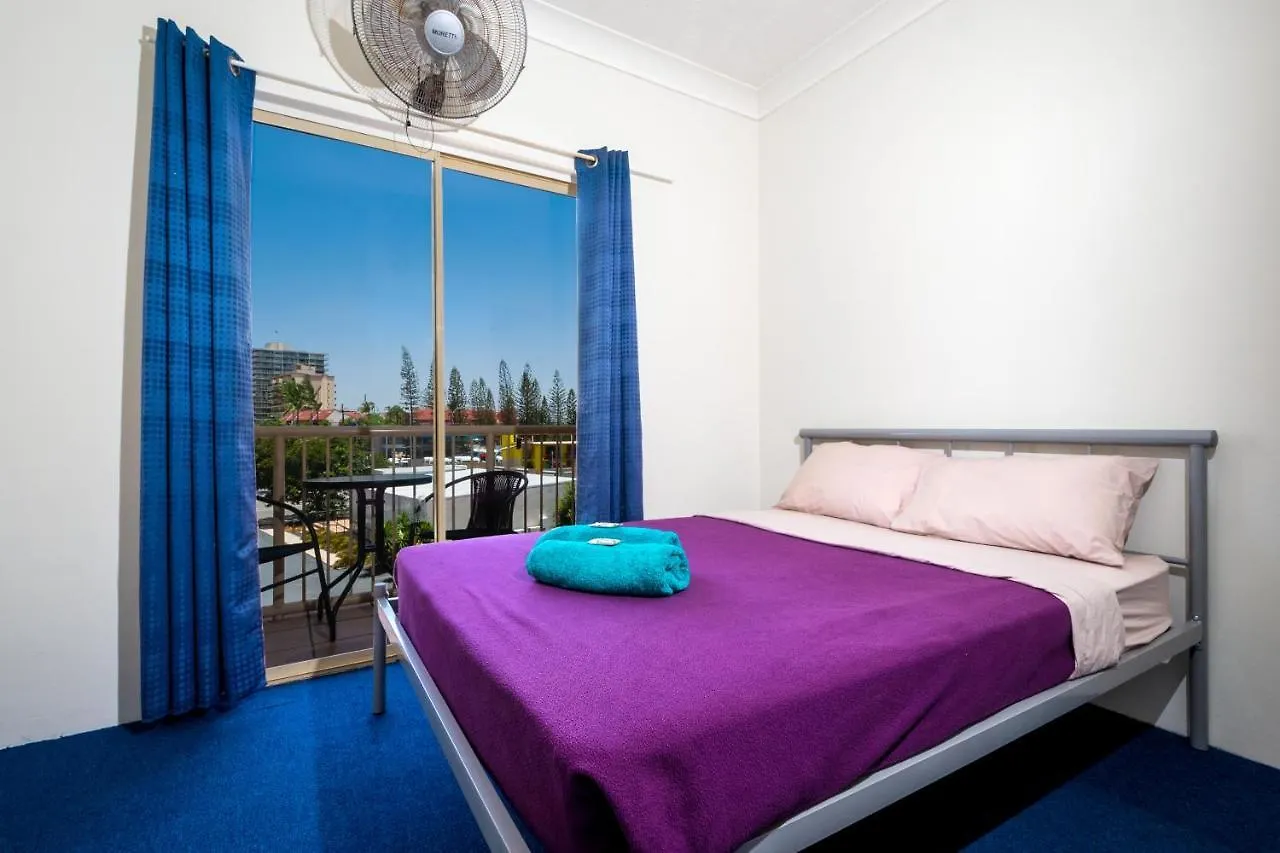 Hostal Gold Coast Hostel *