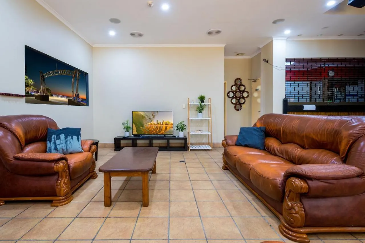 Gold Coast Hostel *