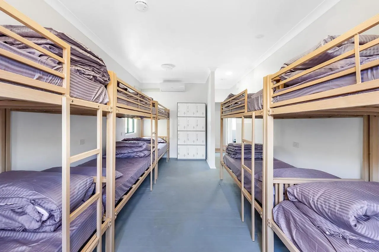 호스텔 Surf Boutique Backpackers - Free Breakfast 골드코스트