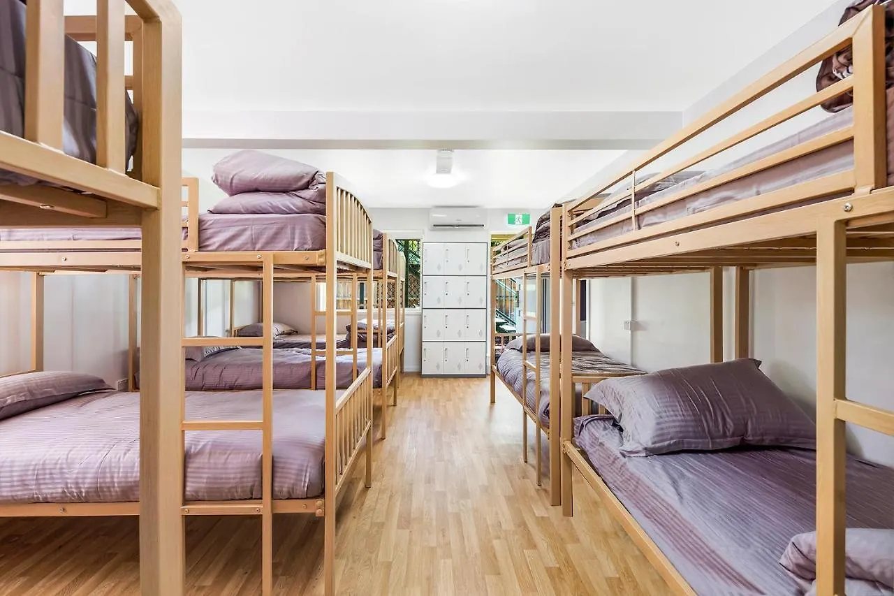 Surf Boutique Backpackers - Free Breakfast 호스텔