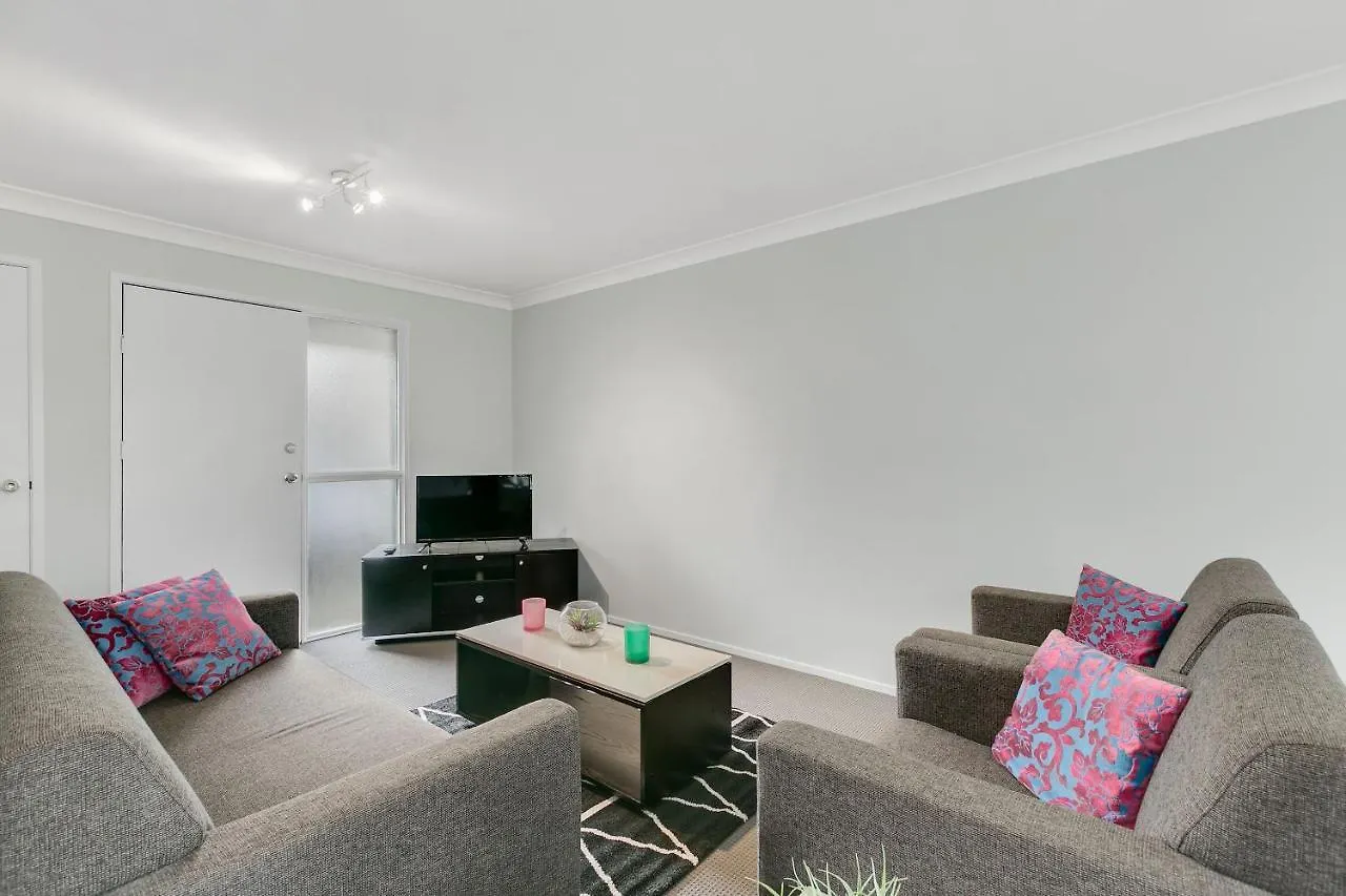 Fountain View Estate - We Accommodate