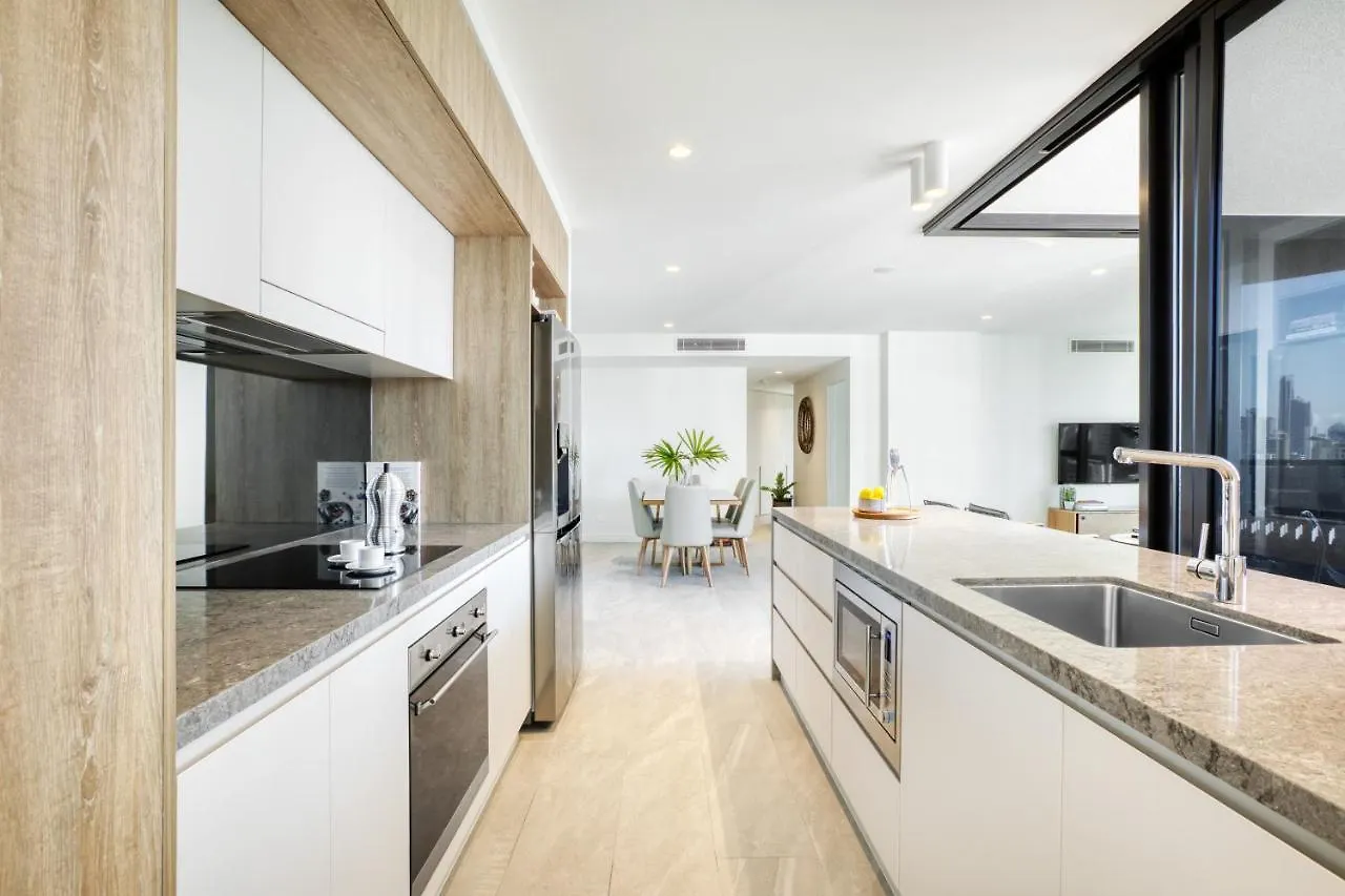Vue Broadbeach - Official Resort