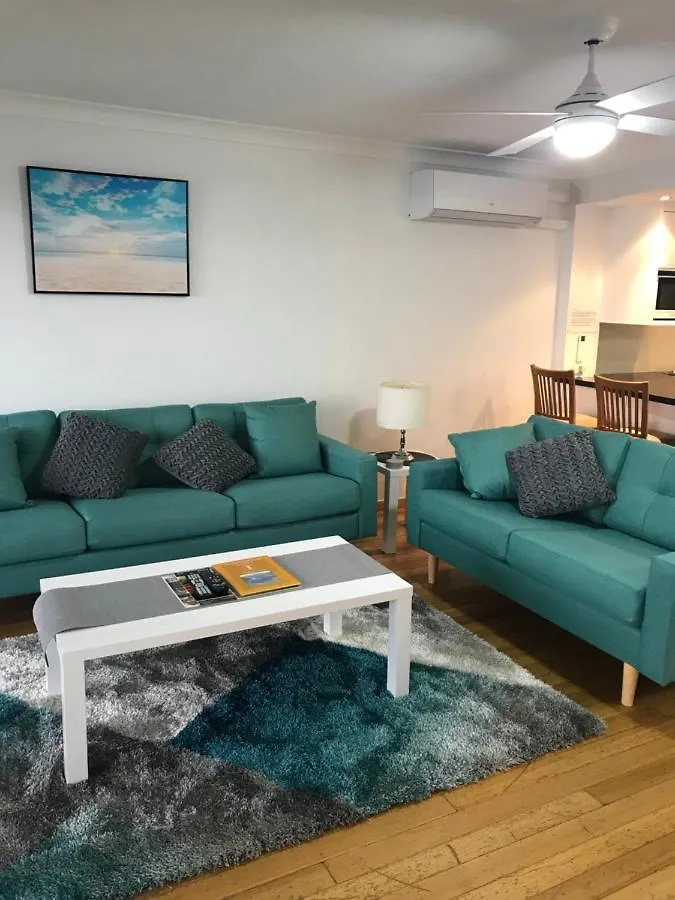 アパートホテル Sandrift Beachfront ゴールドコースト
