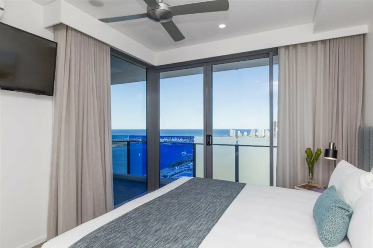 Sky Broadwater 호텔 4*