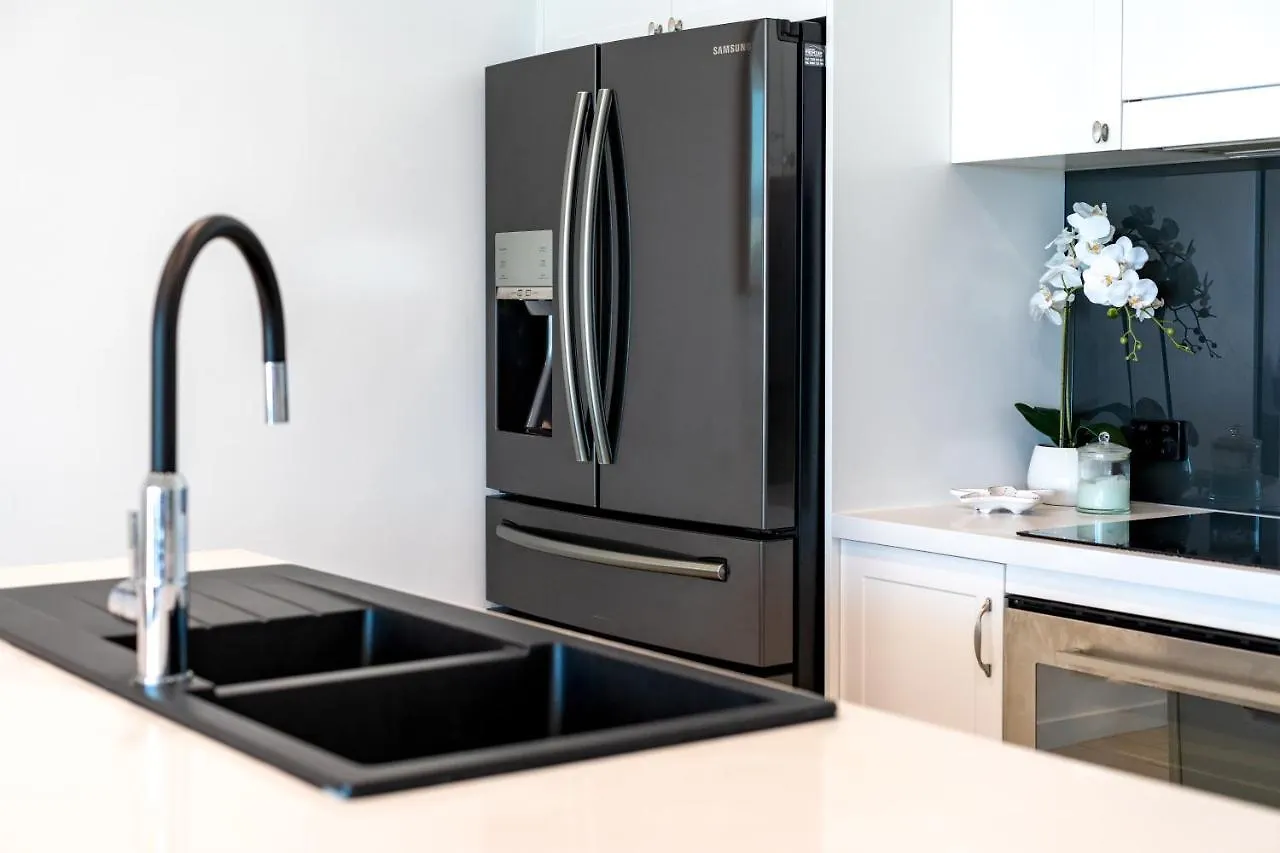 Wings Resort, And 2 Story Penthouses - We Accommodate Apartment