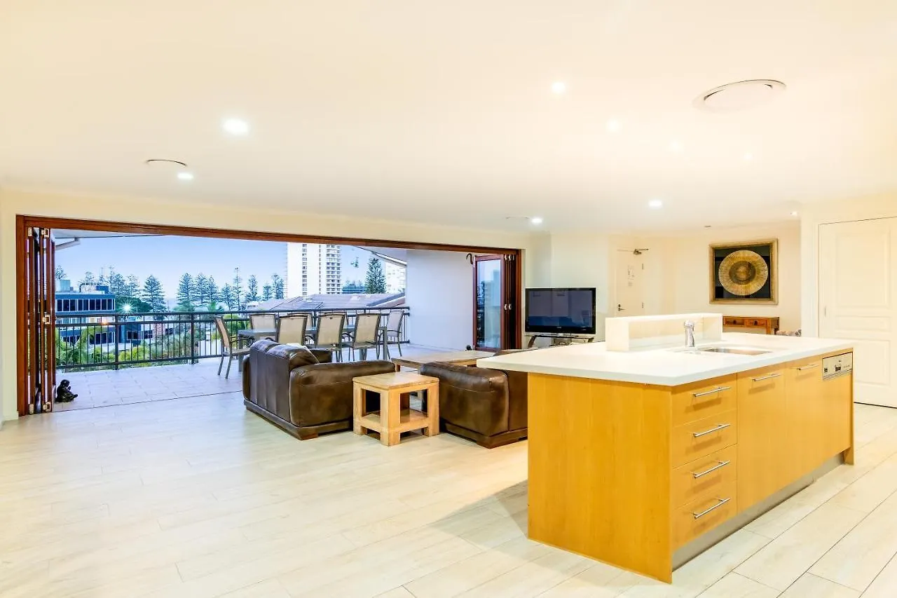 The Village At Burleigh 4* Gold Coast