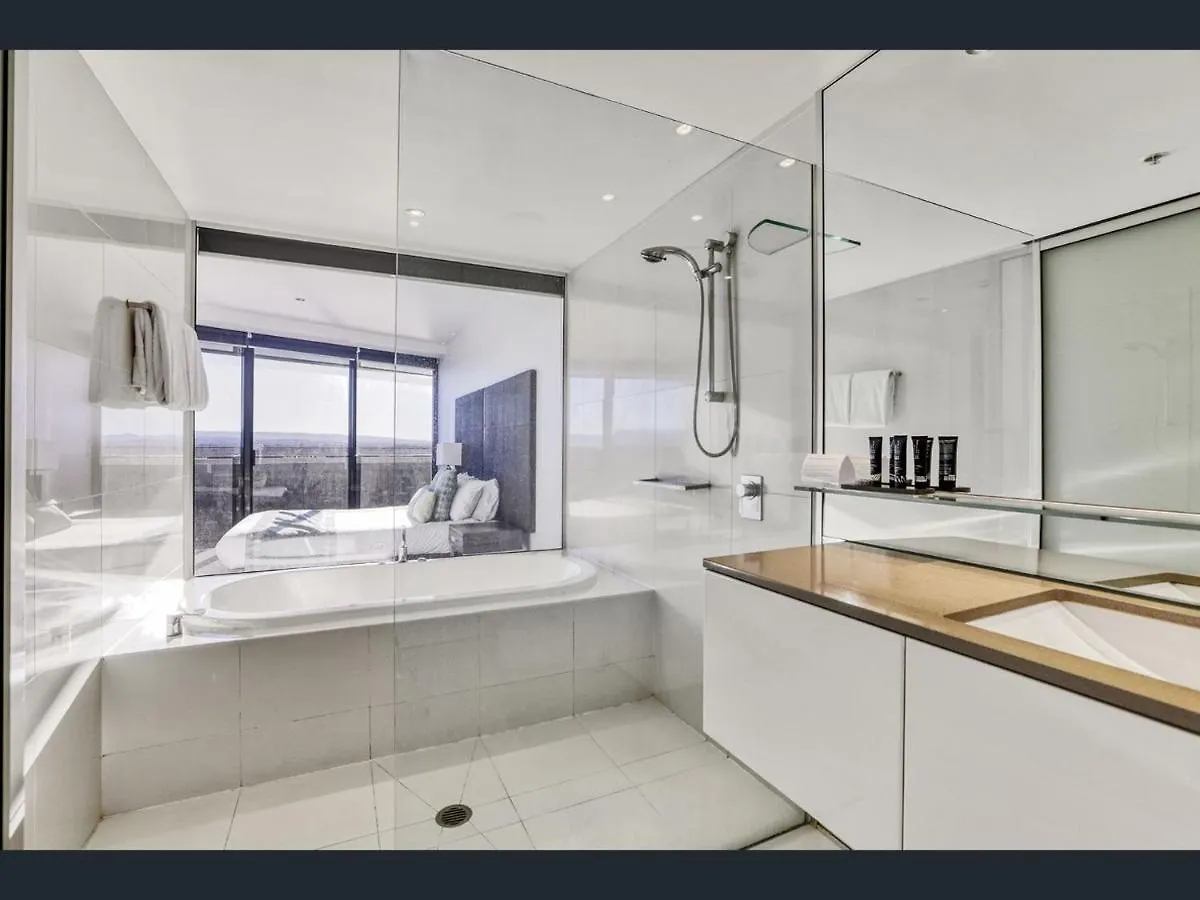 Apartment Cavill Avenue Luxury Private *