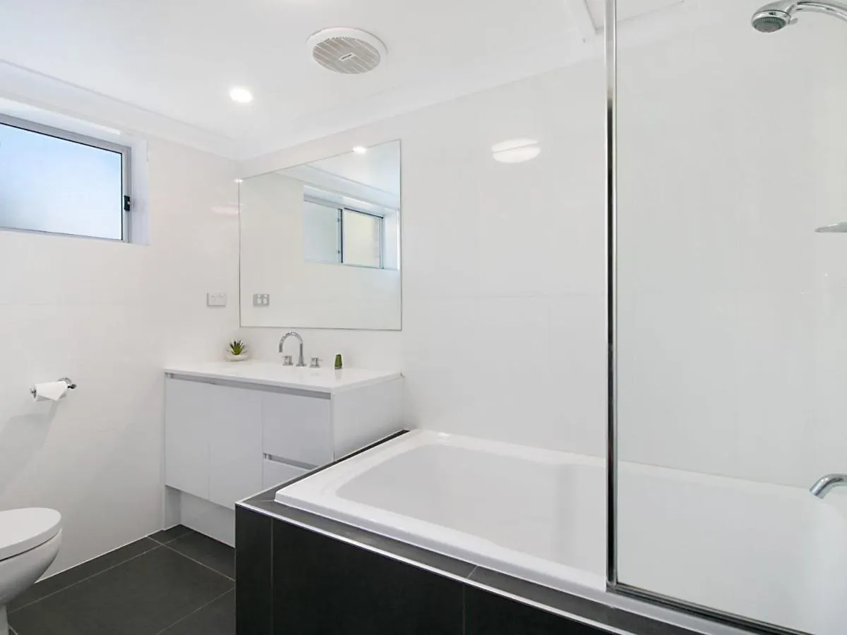 Maybury Unit 3 * Gold Coast