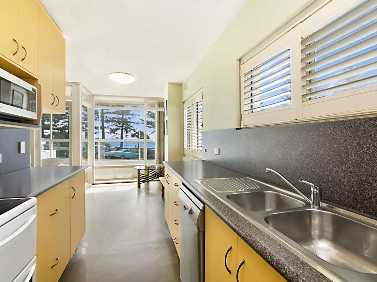 Rainbow Pacific Unit 2 * Gold Coast