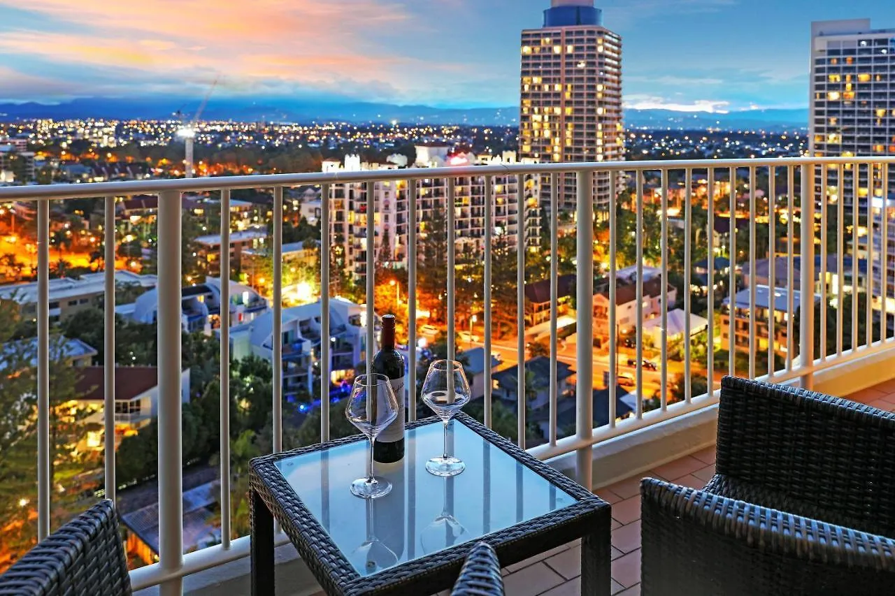 Apart-hotel Breakers North Absolute Beachfront - Official Gold Coast