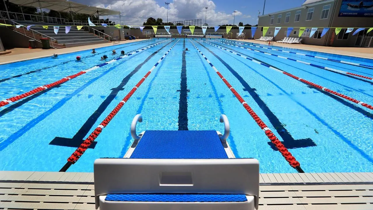 بيت شباب Performance Centre