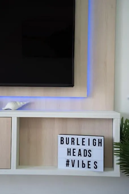Burleigh Point Vibes Stylish And Modern * Gold Coast