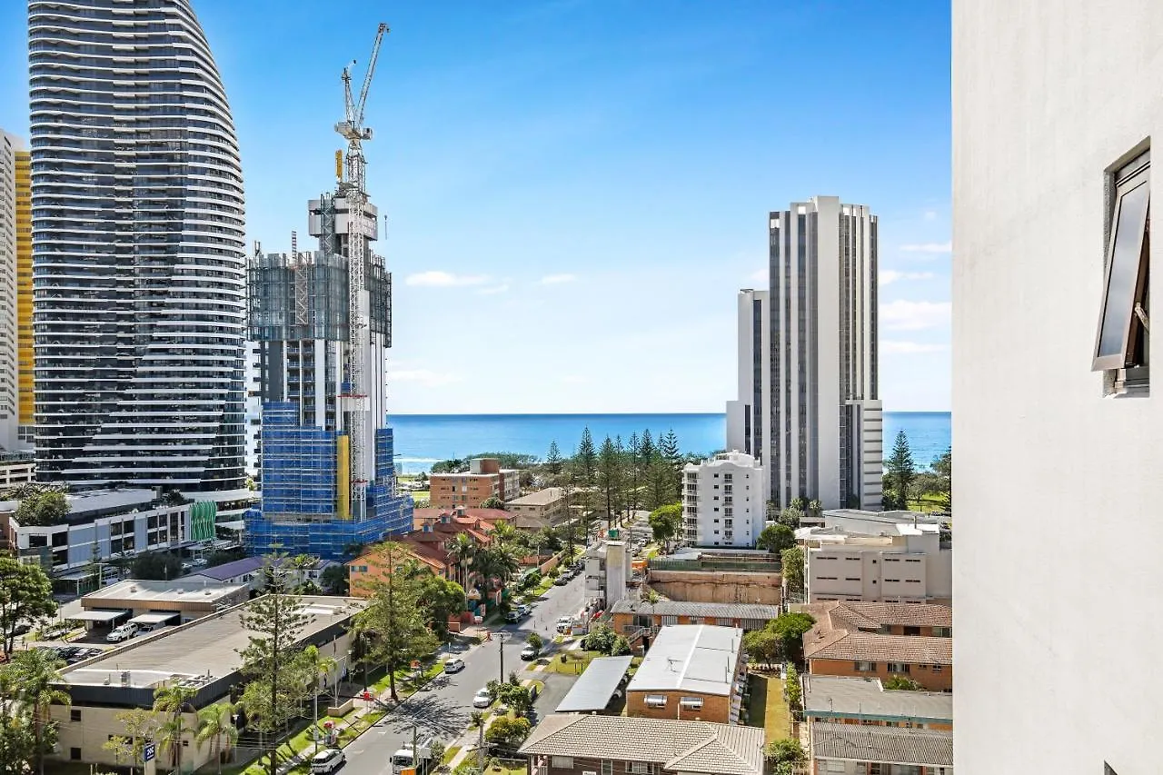 The Eureka On Broadbeach Daire