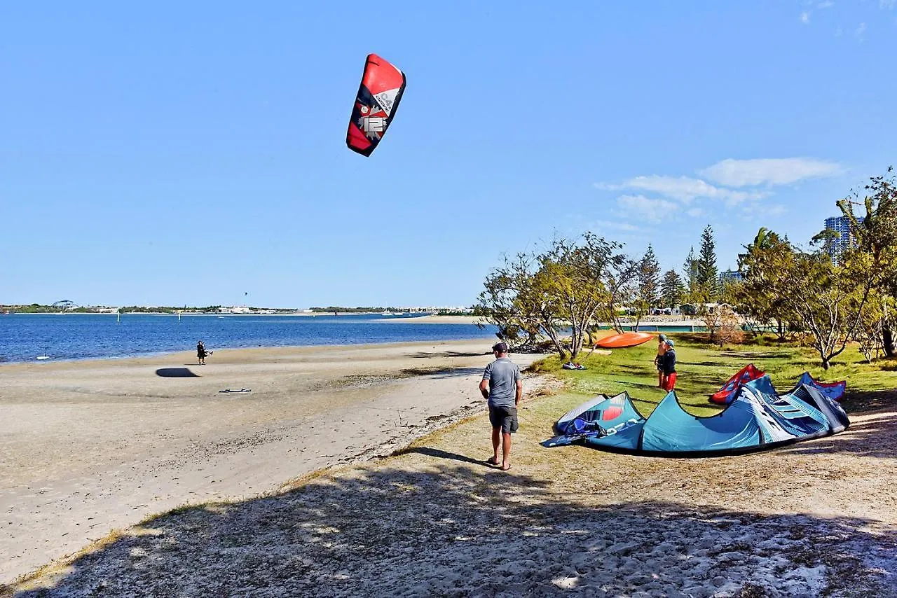 Santa Fe By The Broadwater מלון דירות *