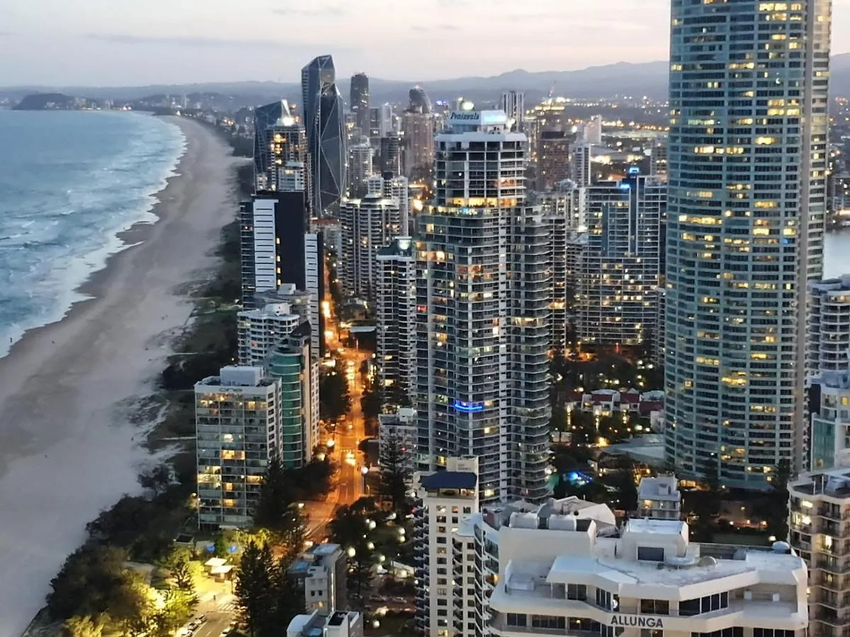 High-end In The Soul Of Surfers Paradise