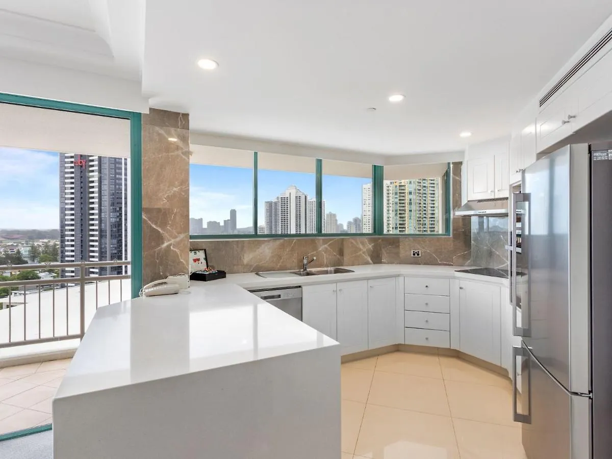 Crown Towers Superior 3 Bedroom - Coasthm Apartment